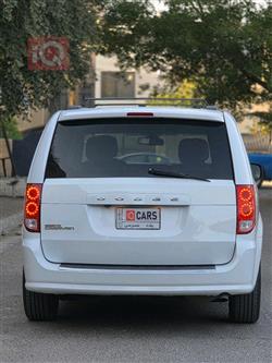 دودج جراند كارافان